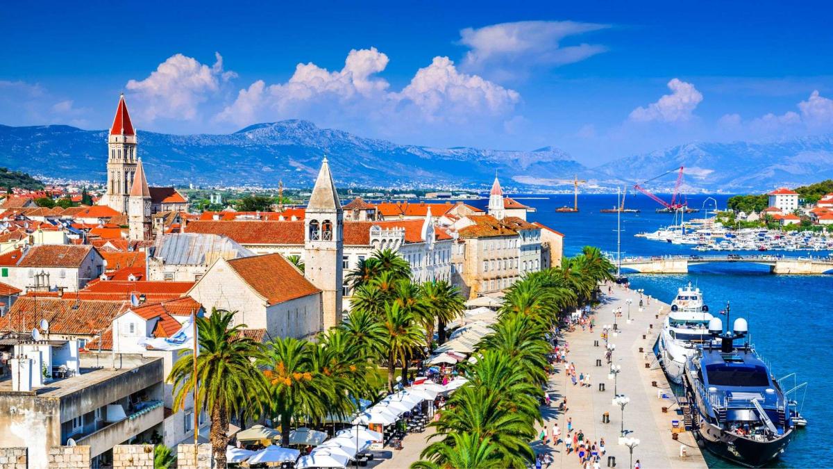 What to visit in Split: fall in love with our city like in your first middle school sympathy